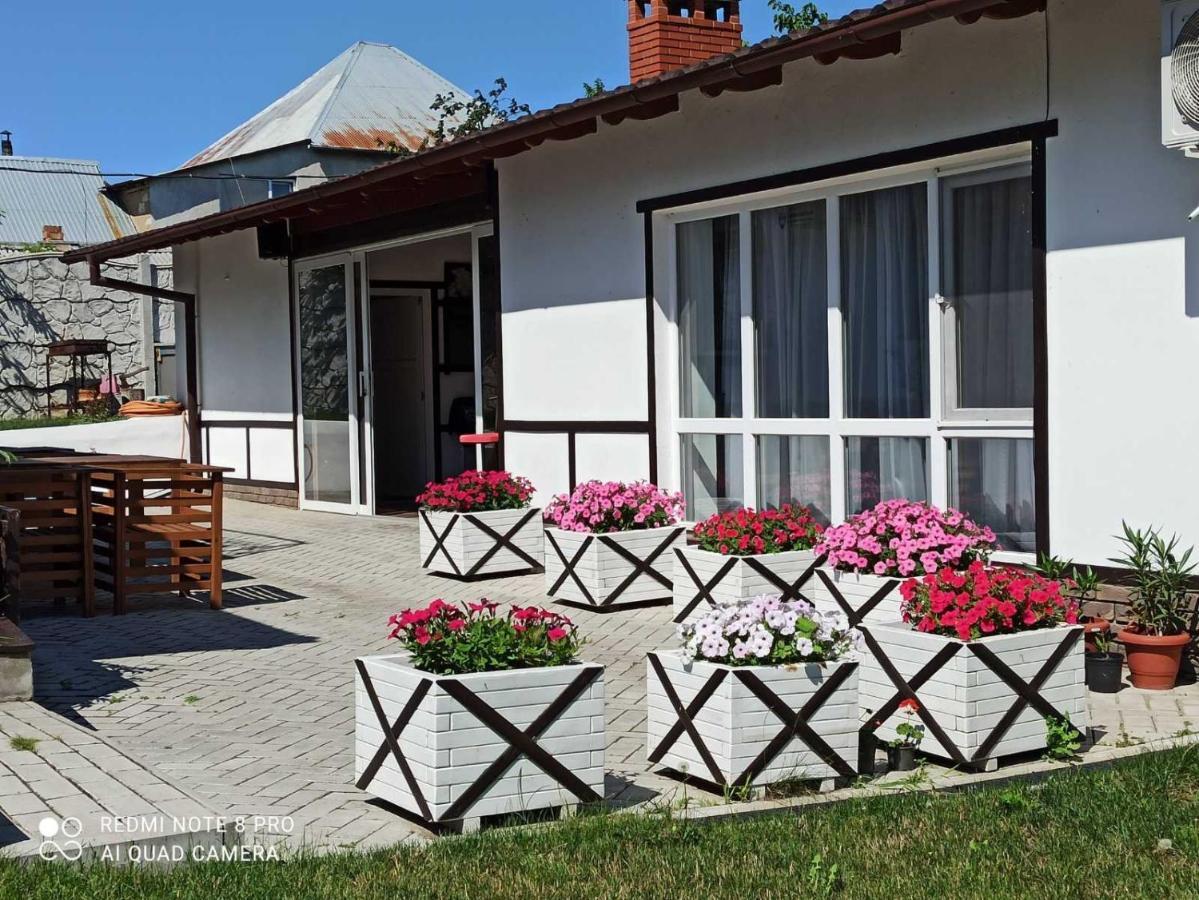 Экодом Hotel Bilhorod-Dnistrovskyi Exterior photo